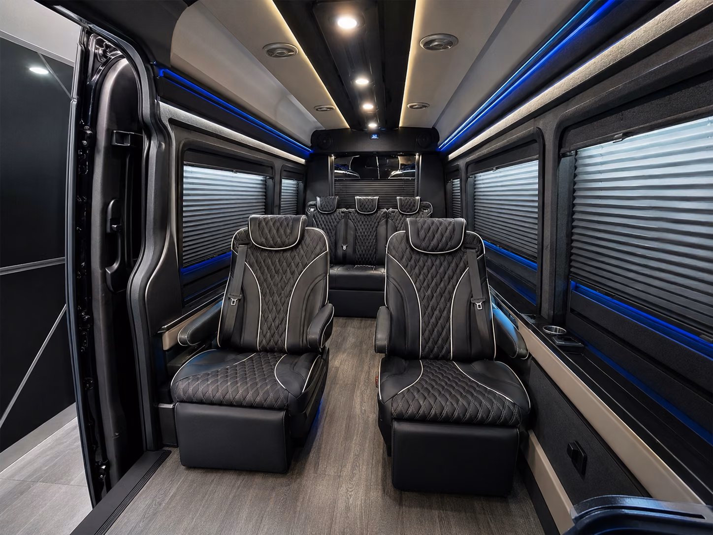 find airport transportation for corporate groups medical transfers and large delegations in bergen county