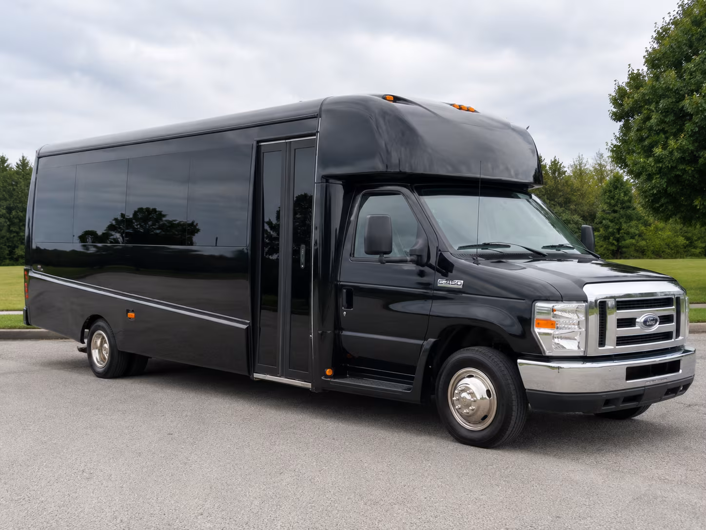 fort lee seamless shuttle service for fort lee sporting events