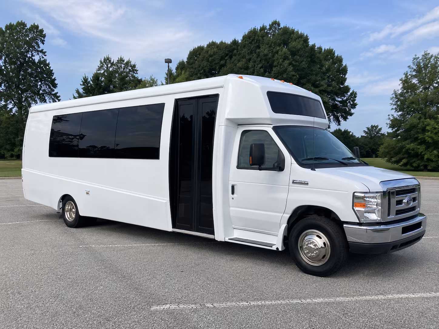 hackensack 18 passenger party bus