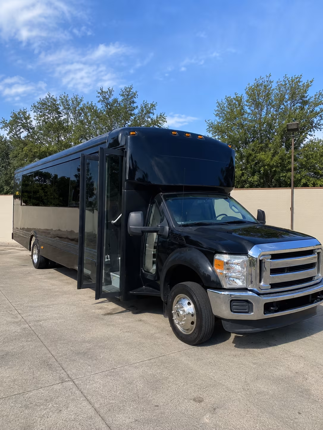hackensack 20 passenger party bus