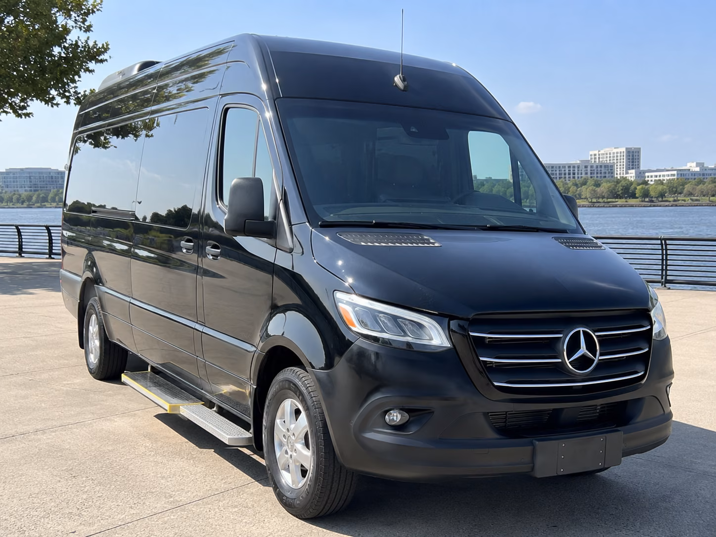 hackensack airport transportation onboard seating