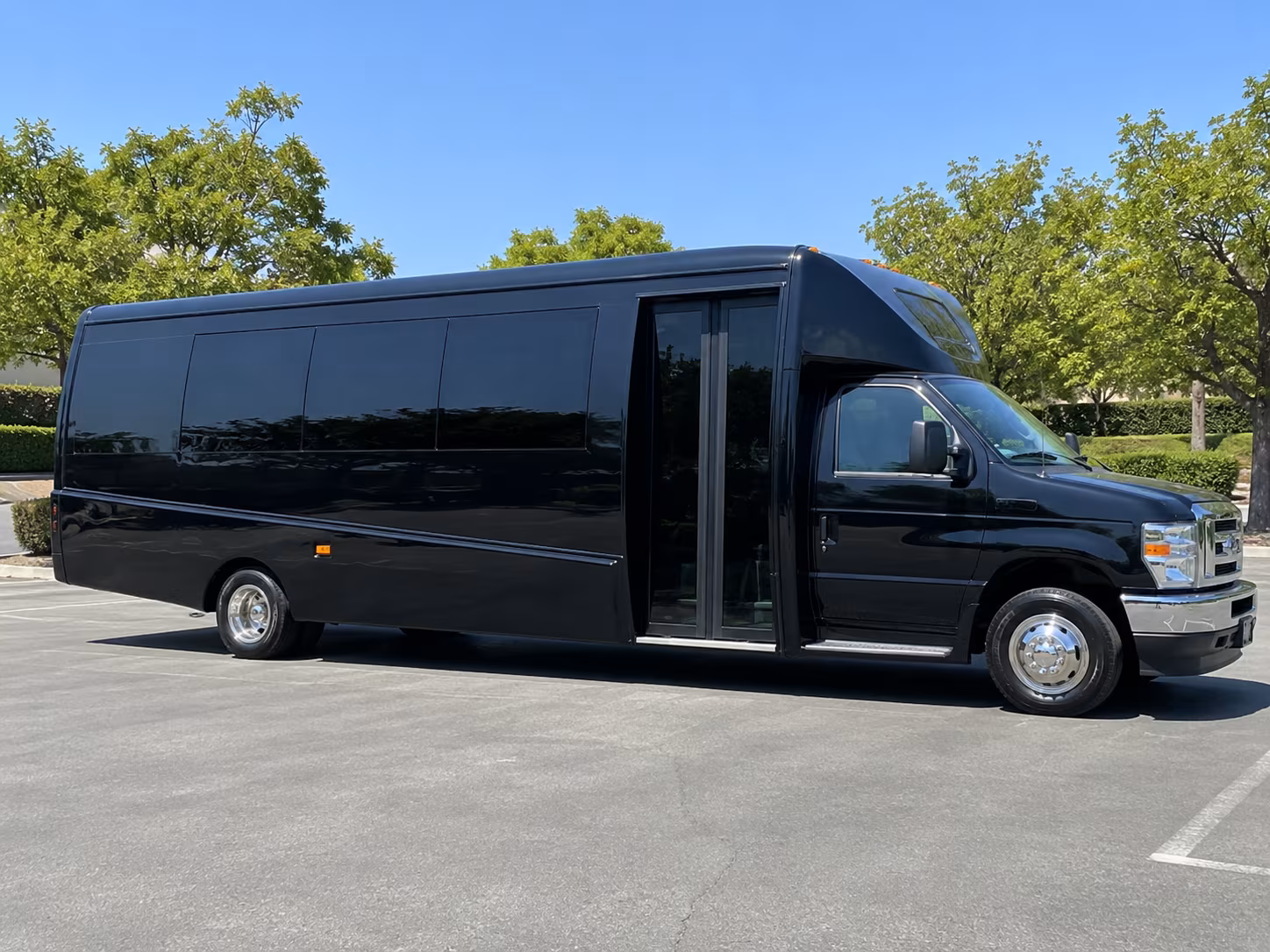 jersey city easy airport shuttle bus rentals in jersey city