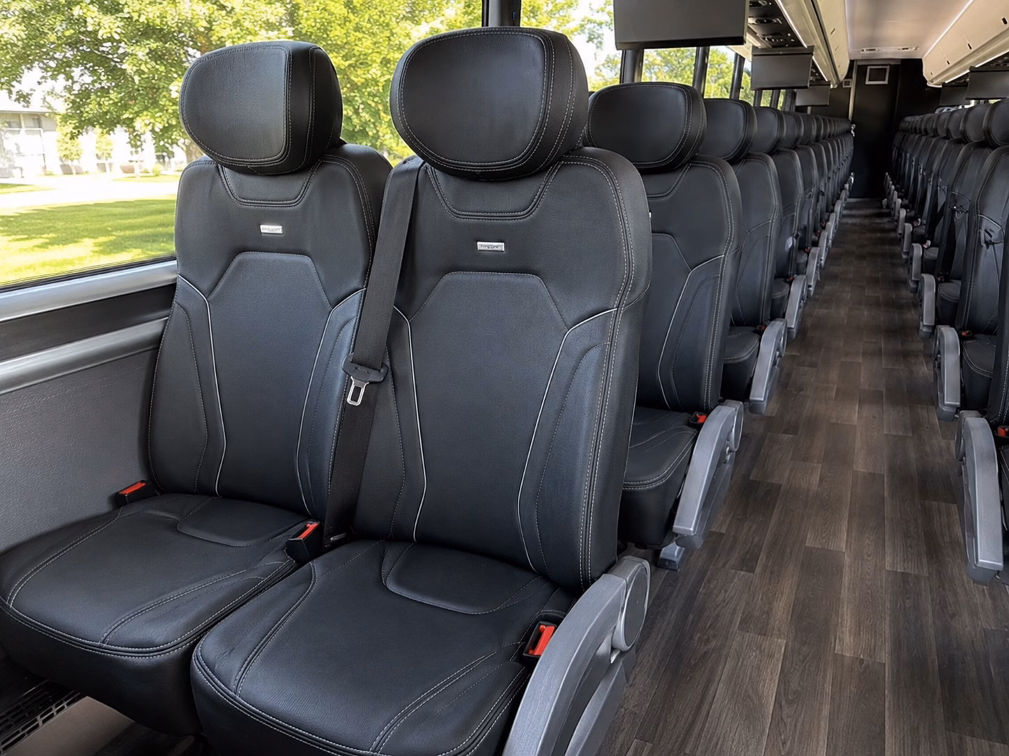 newark government and military charter bus rentals in newark