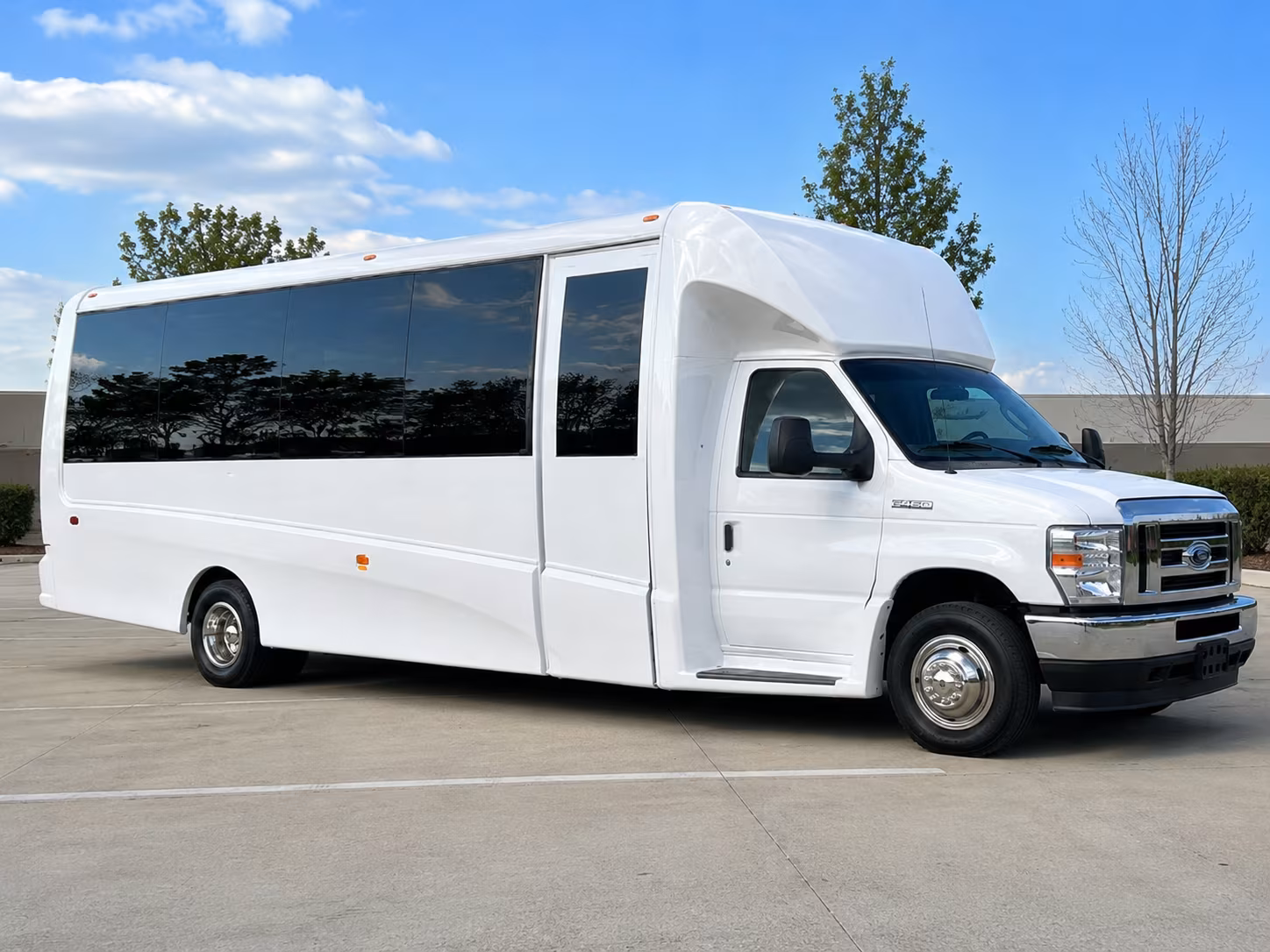 teaneck corporate shuttle bus rentals in teaneck